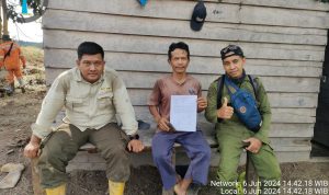 TINDAK TEGAS TINDAK PIDANA HUTAN, TIM ROBOHKAN PONDOK PERAMBAH DAN HENTIKAN AKTIFITAS ALAT BERAT