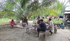 Menjaga Sebelum Terbakar: Kisah Patroli di Jantung Tesso Nilo